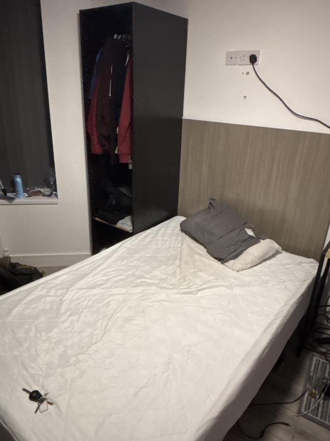 Short stay for room Main Photo