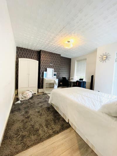 Private Balcony & Artsy area │Shoreditch Main Photo
