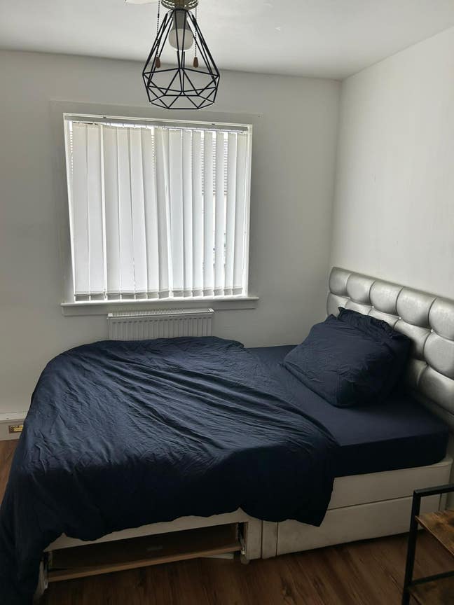 Elegant Comfortable Bedroom Main Photo