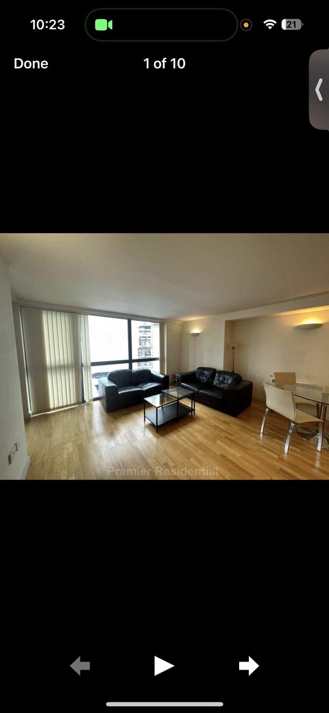 Beautiful flat in Deansgate next to chit and chat  Main Photo