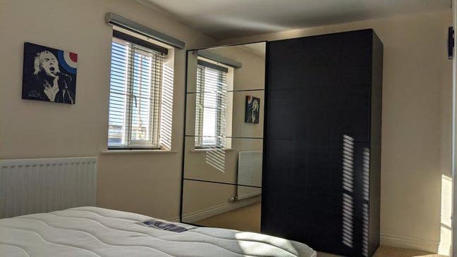 Spacious double rooms to rent in a house share Main Photo