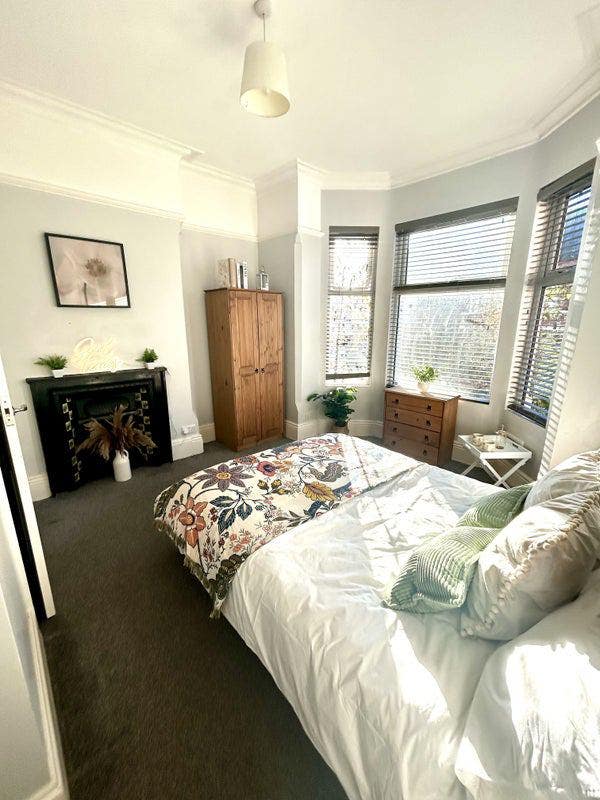 Ensuite Double Rooms Nr The Forest Tram Stop Main Photo