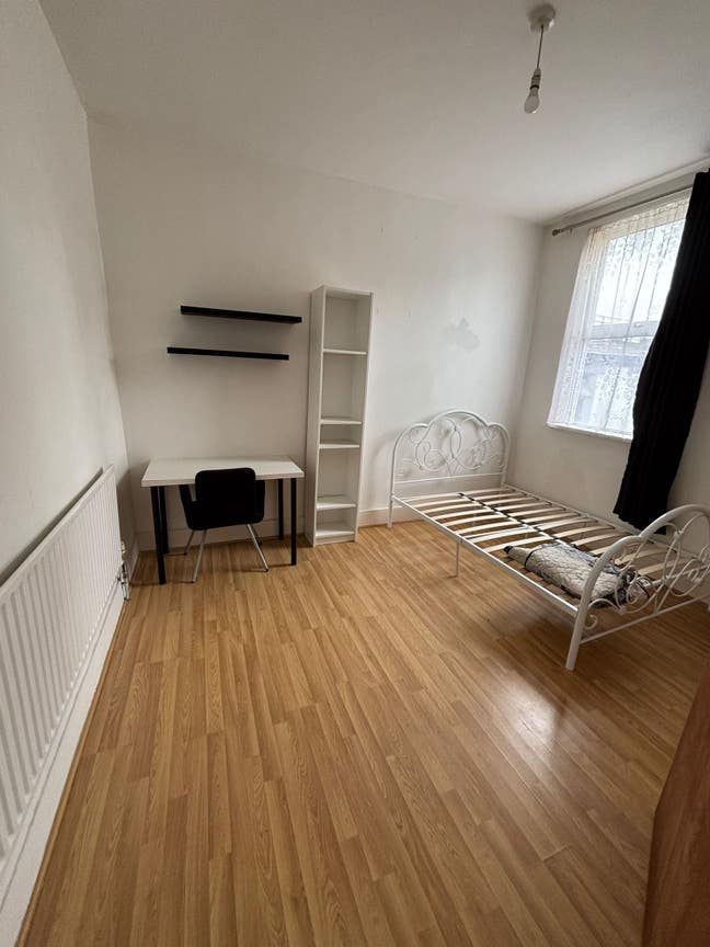 Shared Housing - Tower Hamlets 6 Bed Main Photo