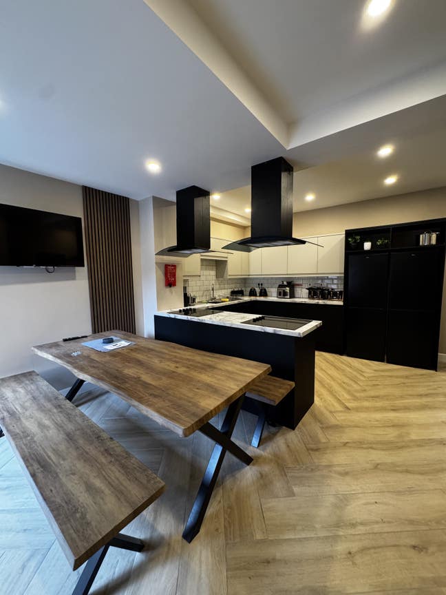  >Super Ensuite Hmo Rooms - Central Location<< Main Photo