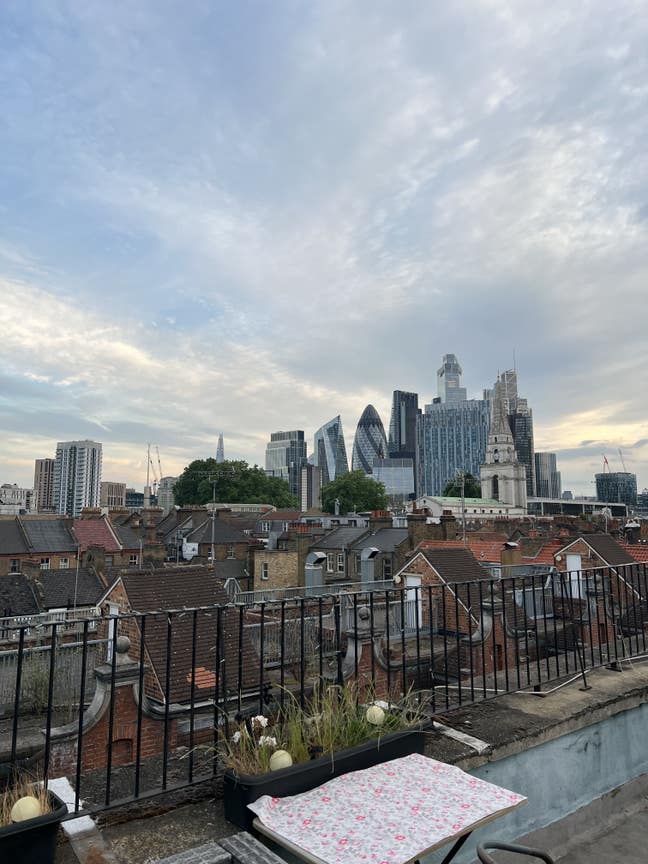 Warehouse Flatshare Near Shoreditch + Rooftop Main Photo