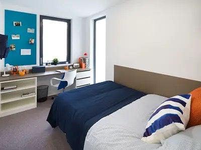 1 bedroom in flat share  Main Photo