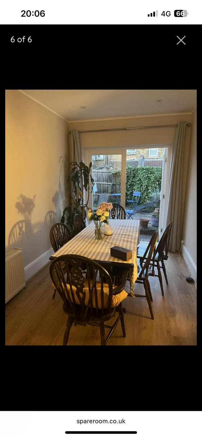 2 x Double Rooms in Huge House  Main Photo