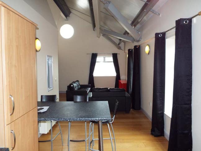 3 Bed Flat In Popular Sneinton Area Main Photo