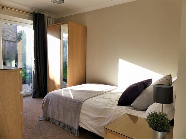 🌻Beautiful Professional Double Horfield Main Photo