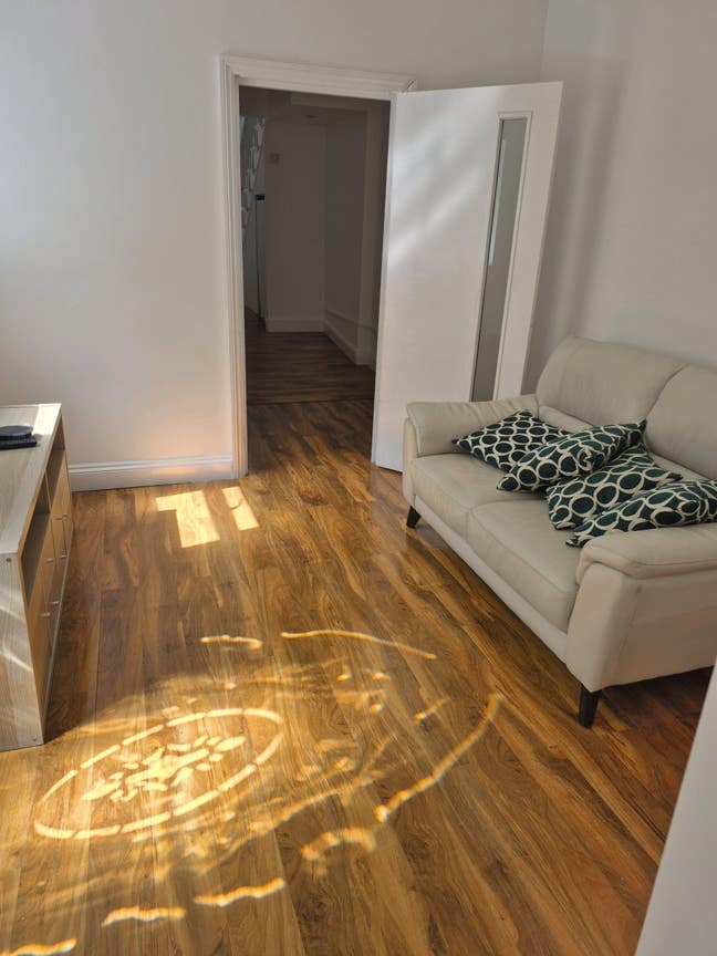 Room to Rent Main Photo