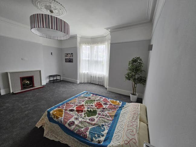 £570 - £650 Medium & Large Single Bedroom Main Photo
