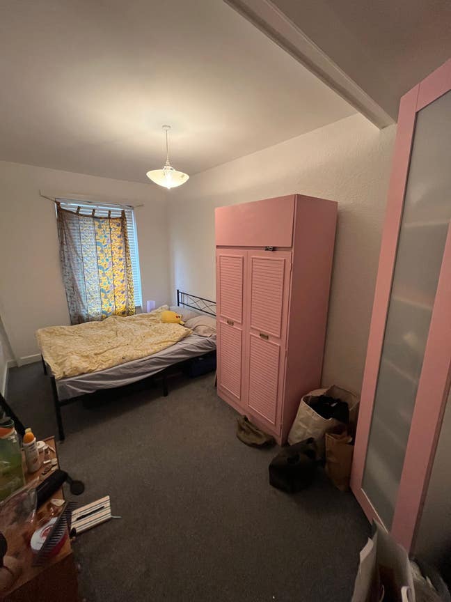 Lovely Room For Rent Main Photo