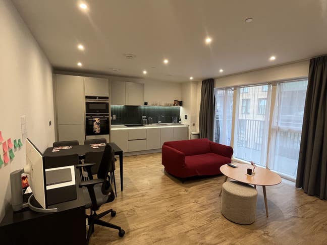 1 Bedroom Flat - 2mins Walk From Colindale Station Main Photo