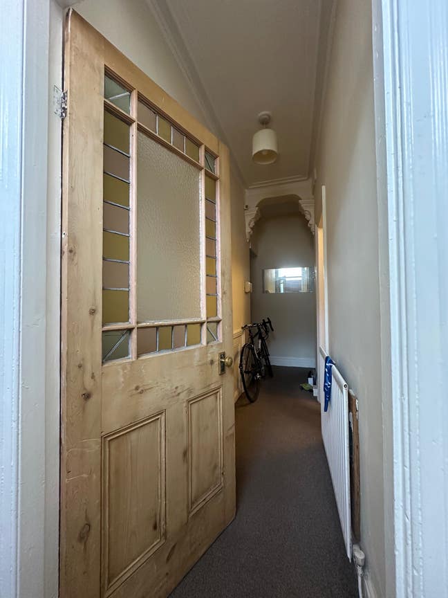 Tenancy takeover for a room in Heaton flat Main Photo