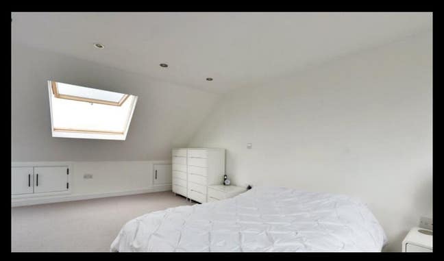 Modern charming home in North London Main Photo