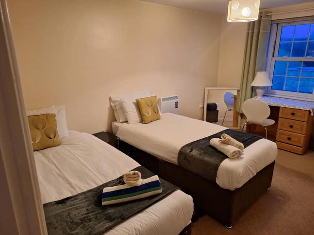 A lovely 2 bedroom on a quiet environment  Main Photo