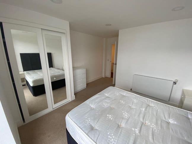Spacious room sublet available in Caledonian Road Main Photo