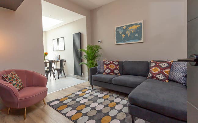 2 Room's in BT5 HMO - Available NOW/Oct 2025 Main Photo