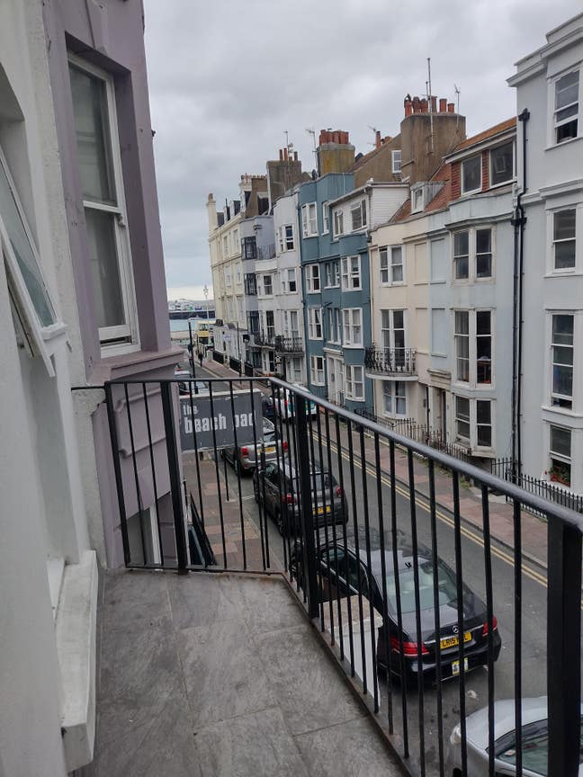 Double room with sea view balcony 2min to Pier Main Photo