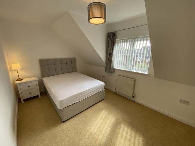 Spacious Rooms Available for Single Occupancy Main Photo