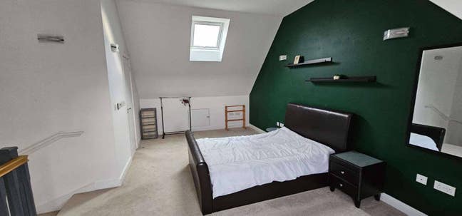 King en-suite room available from 11th October  Main Photo