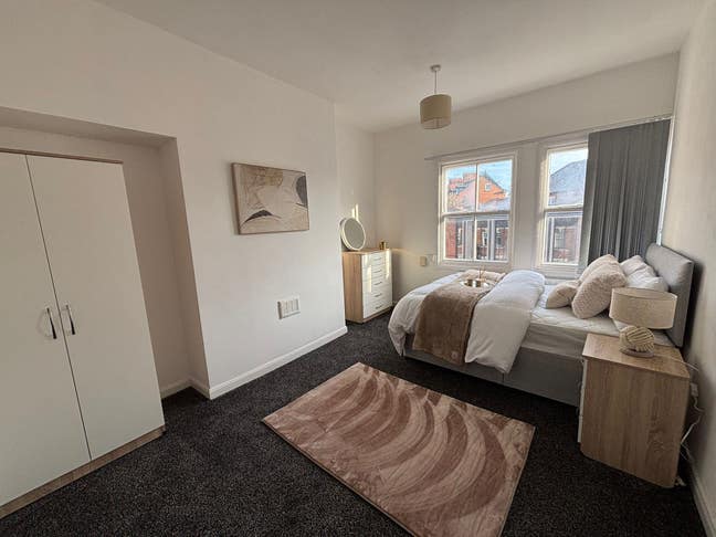 🔥Luxurious Double Room 🔥Near city Centre Main Photo