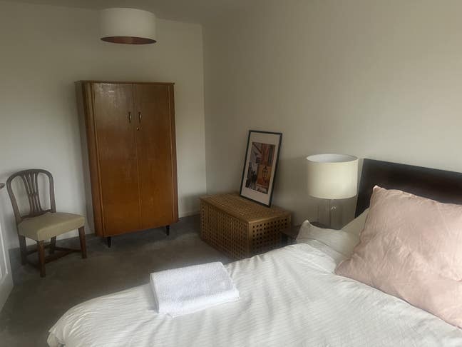 Spacious double room in Peckham Main Photo