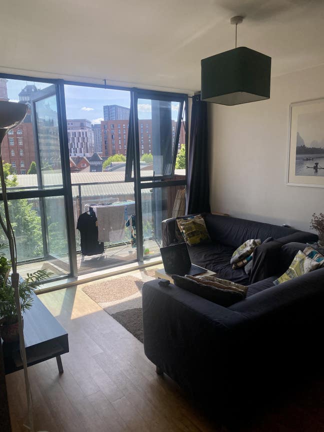  En-Suite  Room  in  Quiet  Central  Manchester  M3  Main Photo