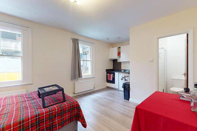 Studio Flat Great Location W6 All Bills Inc Main Photo