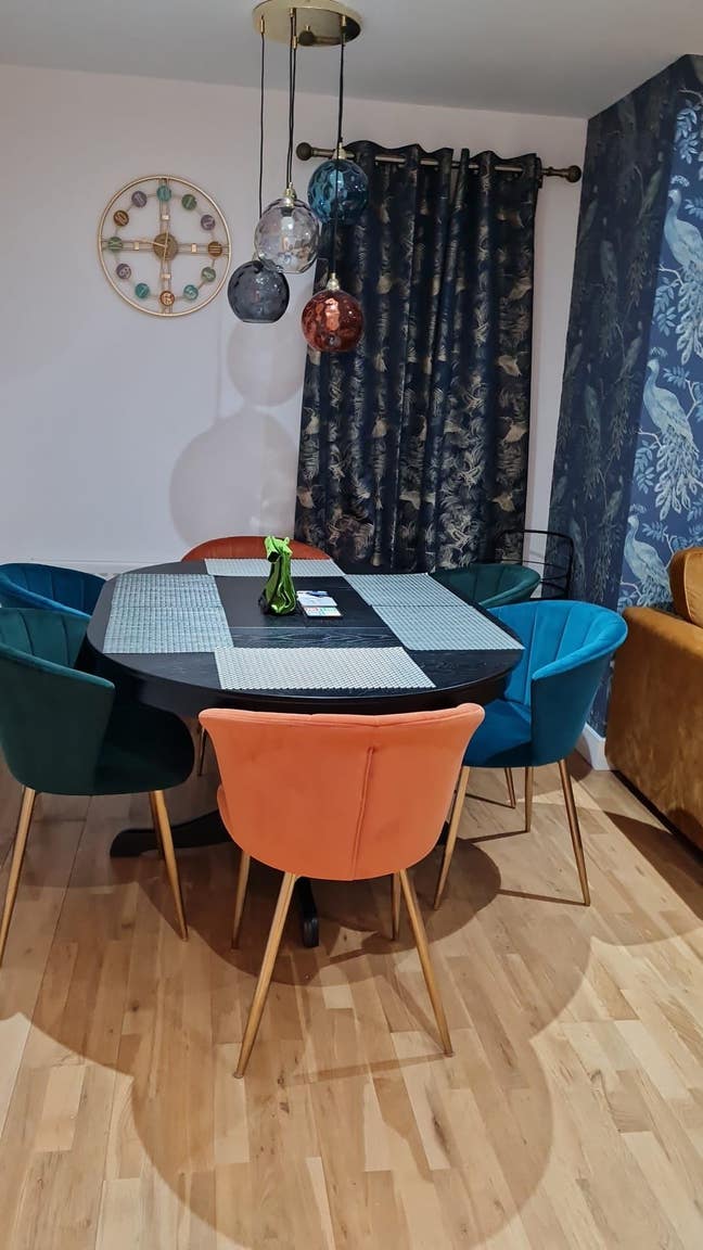 Spacious Double Room for Rent – near East Croydon Main Photo