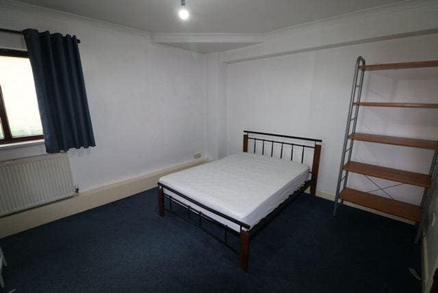 5 Bedrooms Available - Mansfield Rd Main Photo