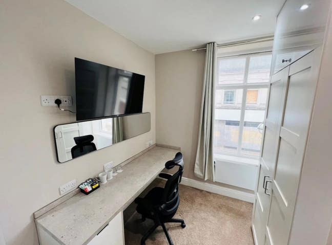 Excellent Accomodation with Private Ensuites Main Photo
