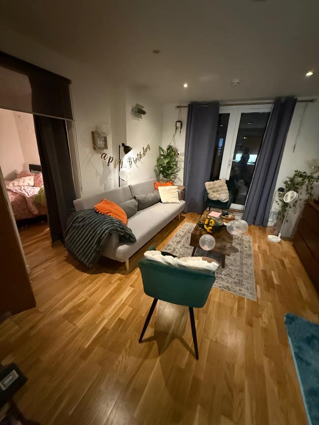 SHORT LET: 1 bed London flat close to transport Main Photo