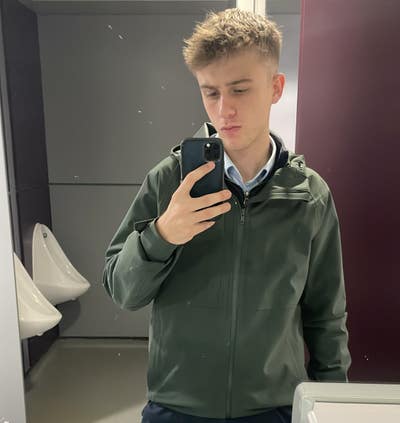 Student at TEDI looking to flatshare Main Photo