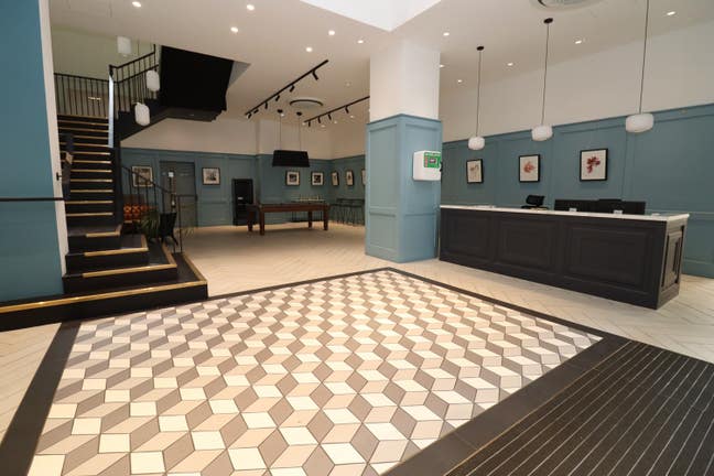 Luxury rooms in Zone 1 - Shoreditch E2 with GYM Main Photo