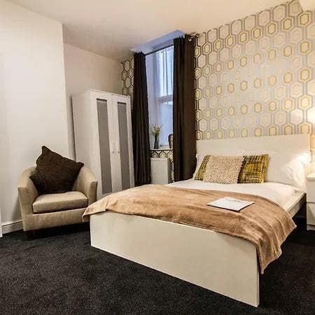 The Crystal Palace - Modern Central En Suite Rooms Main Photo