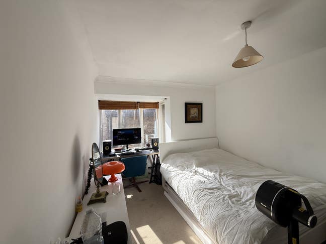 🌿 Bright Double Room in SE5 – 6-Month Sublet  Main Photo