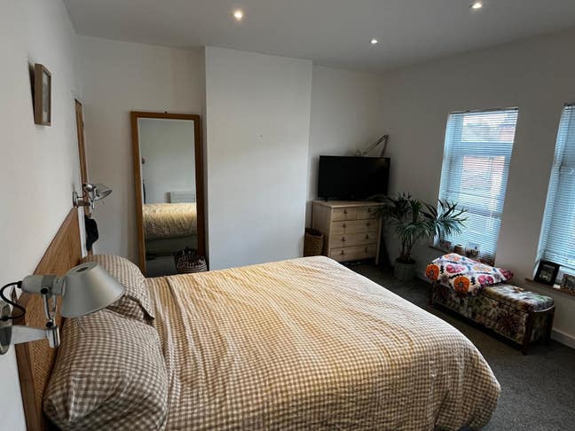 Furnished Double Room in a Modern Two-bed House Main Photo