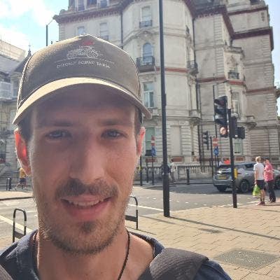 Please help! Looking for my first flat/room share Main Photo
