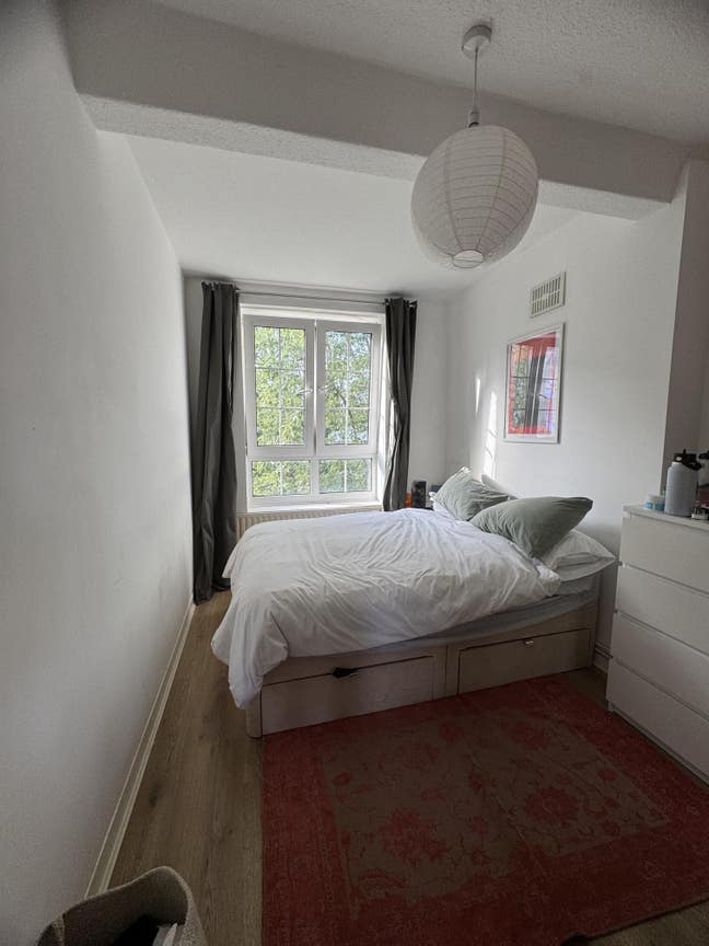 Room in 4 bedroom flat in Wapping Main Photo