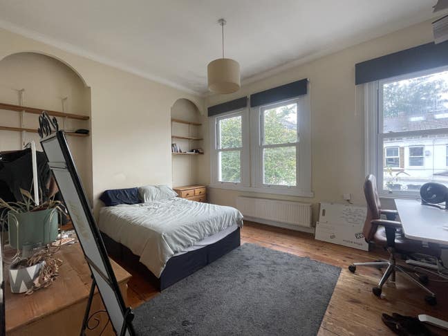 Spacious room between Clapham and Brixton! Main Photo