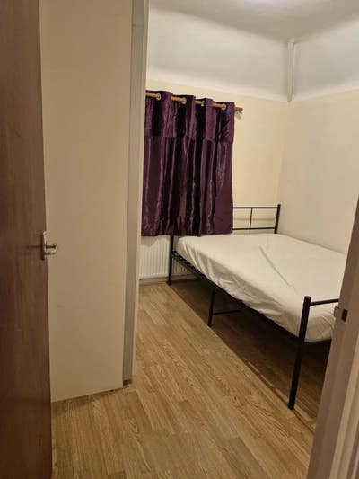 Double Room for Rent at West Drayton, UB7  Main Photo