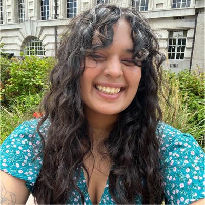 Hi, I'm a postgraduate student/professional l... Main Photo