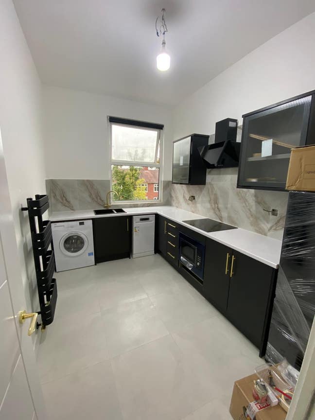 1 bed flat, renovated,Fallowfield, 24hr bus Uni. Main Photo
