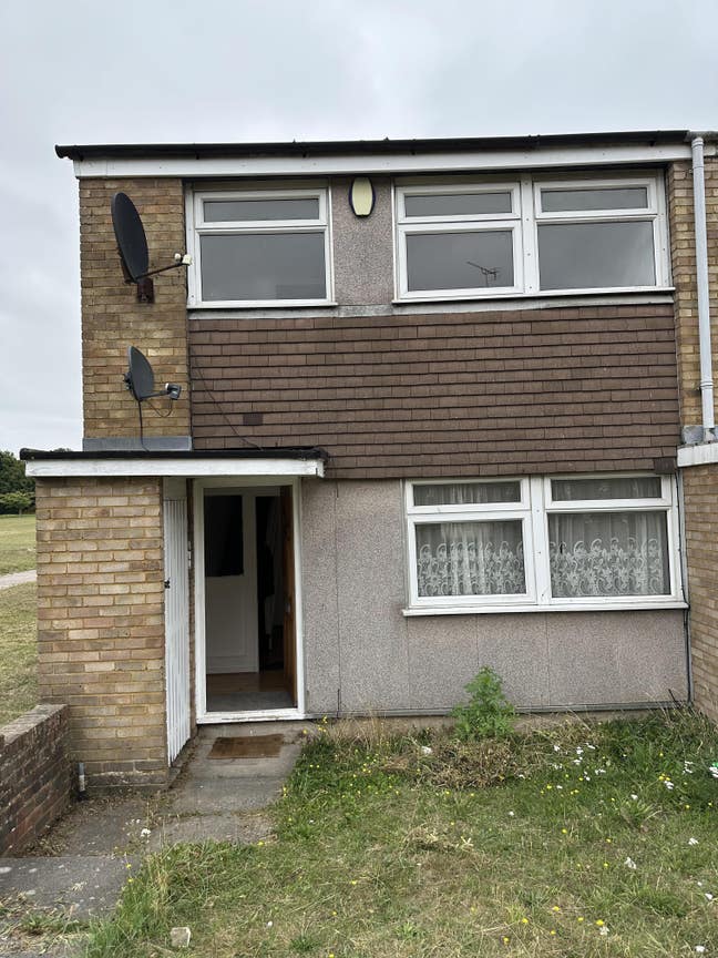 3 Bed Room House Main Photo