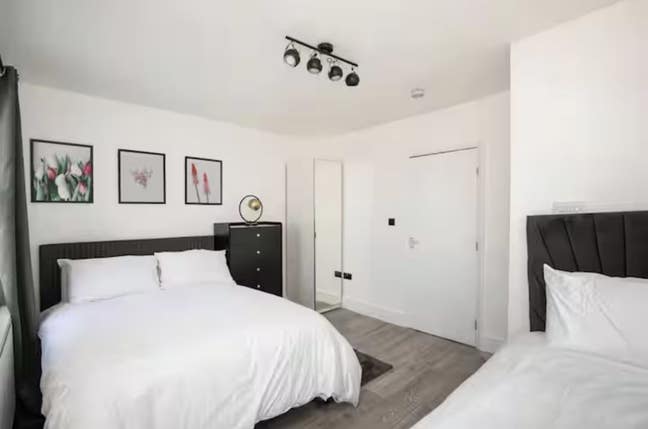 🌟 N9 0SG • Big House • Ensuite + Lounge 🛋️  Main Photo