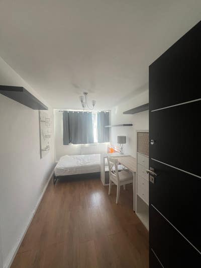 Room available in city centre SO14  Main Photo