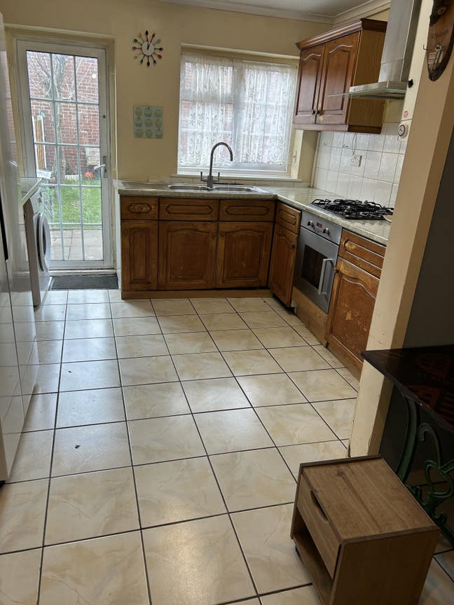  Room In Chingford - &pound;700 - All Bills Inc Main Photo
