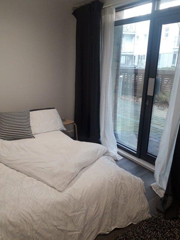 Cosy Large Double Room with own Entrance Main Photo