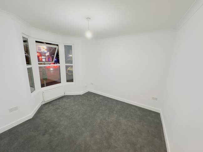 Room Available  Main Photo